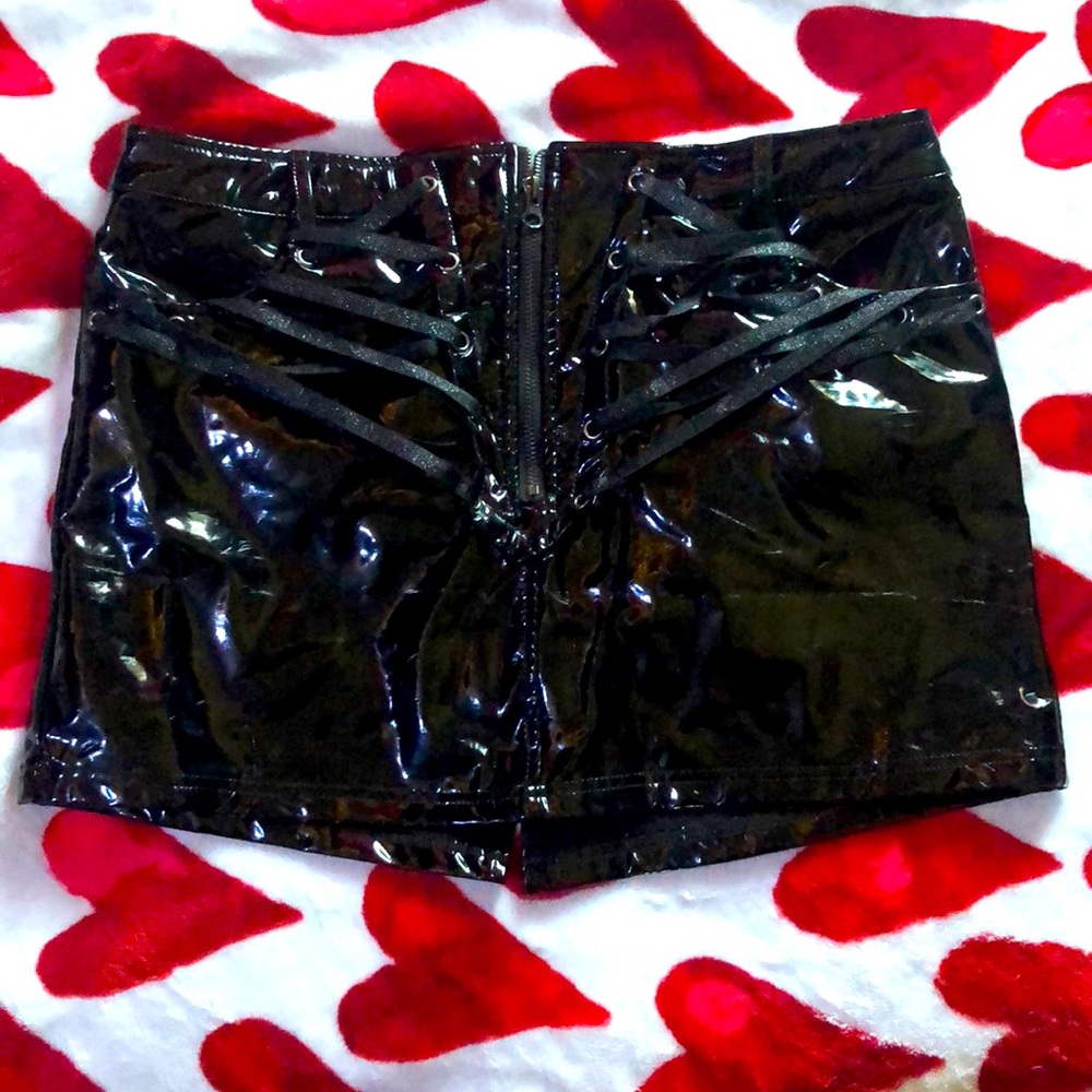 Sexy black mini skirt 🖤😮‍💨